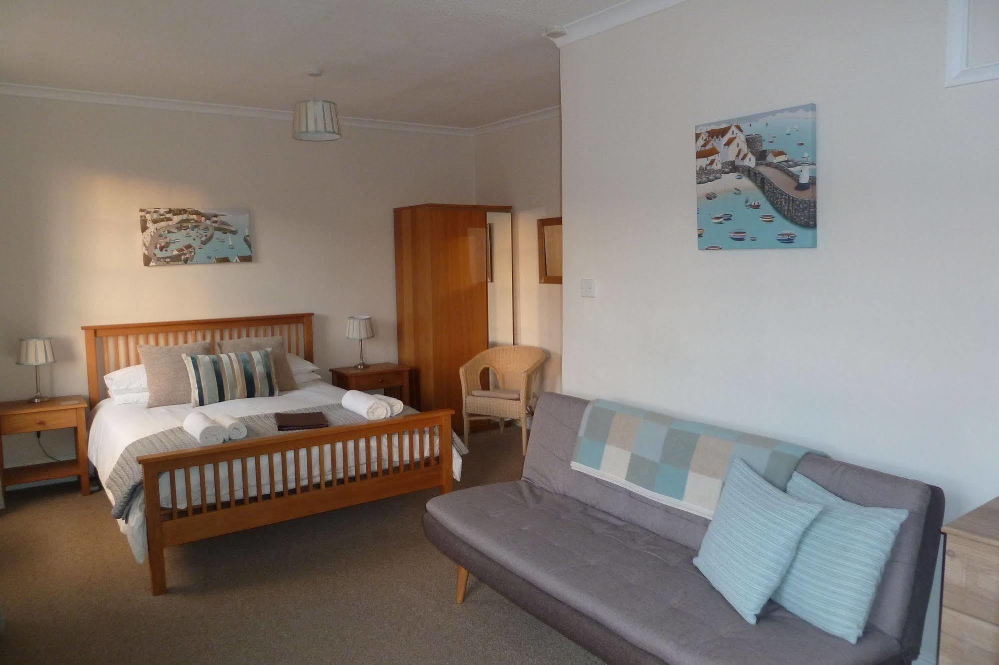 Buckingham House Bed and Breakfast Mevagissey Buitenkant foto