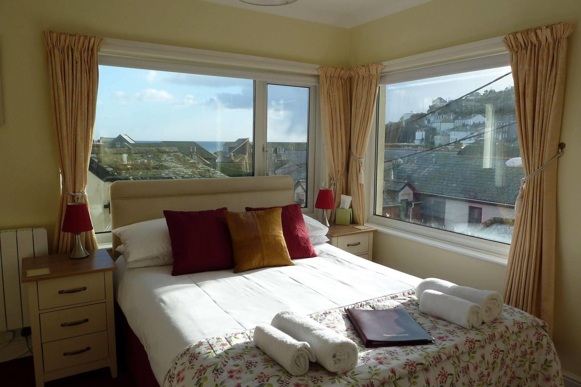 Buckingham House Bed and Breakfast Mevagissey Buitenkant foto